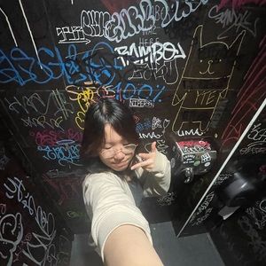 Meet your Posher, Allison